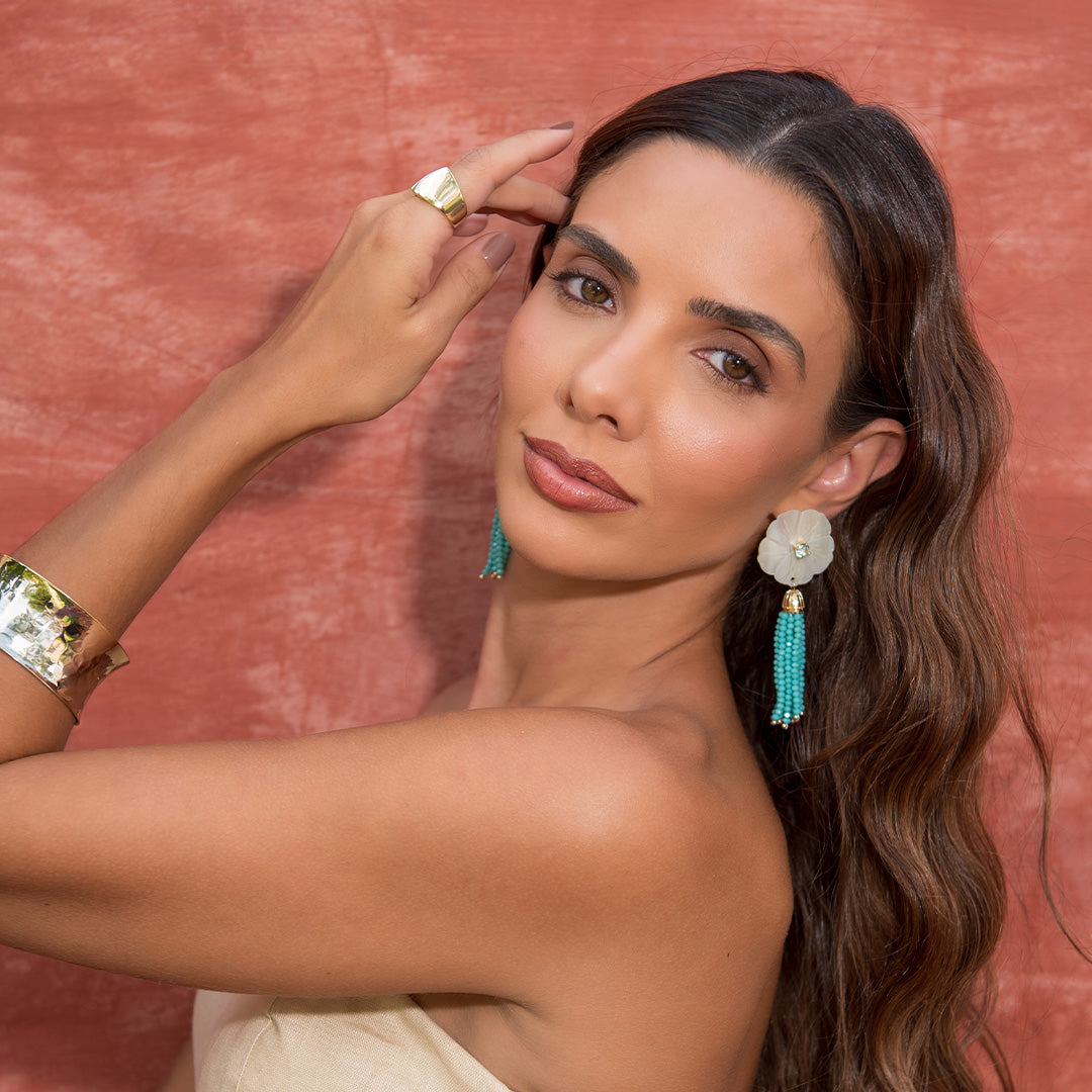 Brinco Jaque Flor Madrepérola Zircônia Cristais Turquesa Folheado a Ouro 18k