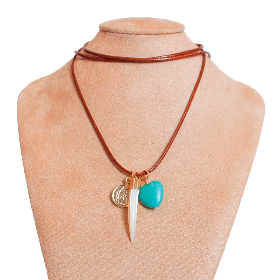 Colar Courinho Marrom Lola Pingentes Folheado a Ouro 18k