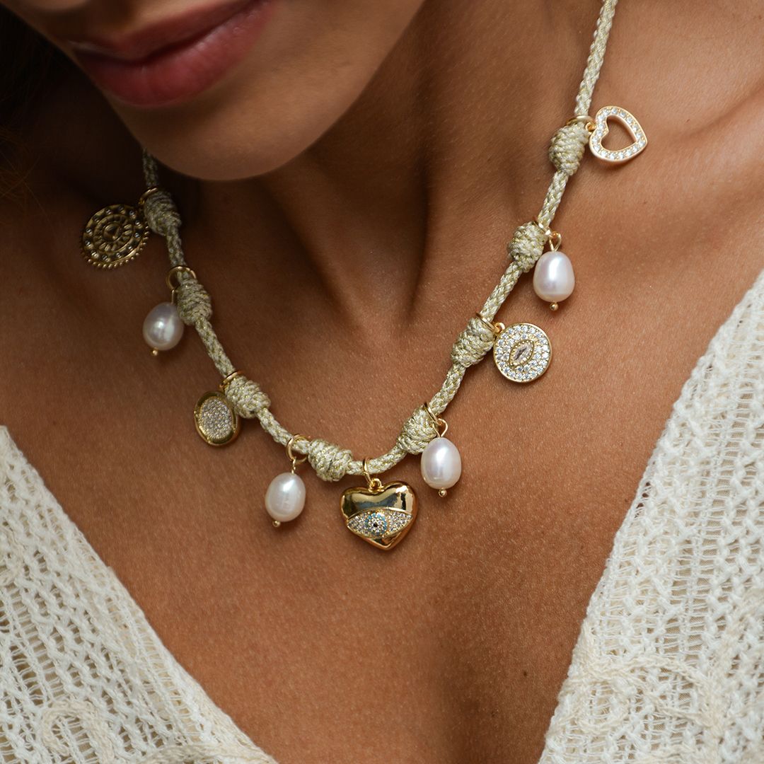Colar Cordão Nós Clara Coração Pérolas Olho Grego Zircônias Folheado a Ouro 18k