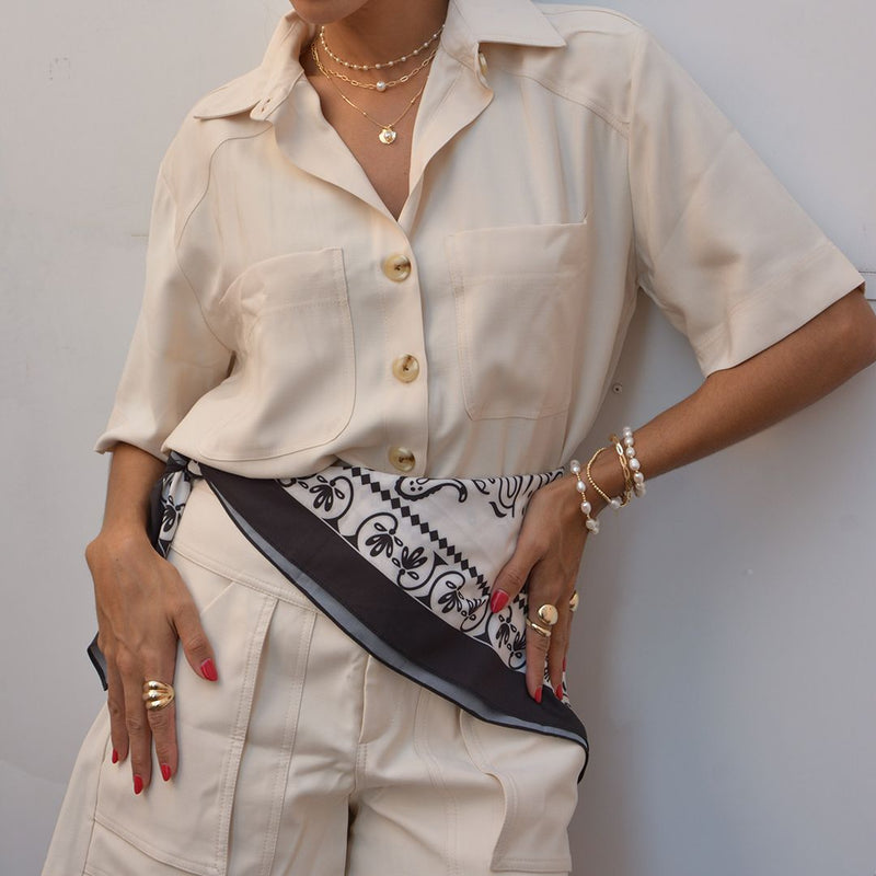 Lenço de Seda Maitê Paisley Branco e Preto