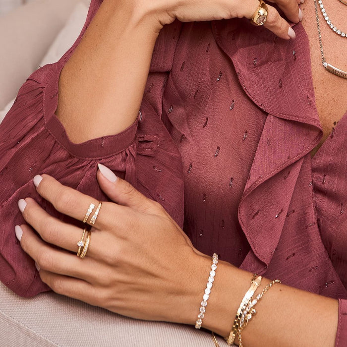 Anel Cléo Zircônias Folheado a Ouro 18k