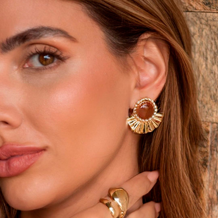 Brinco Leque Mia Marrom Folheado a Ouro 18k