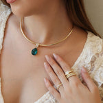 Gargantilha Clara Pingente Gota Zircônia Esmeralda Folheado a Ouro 18k