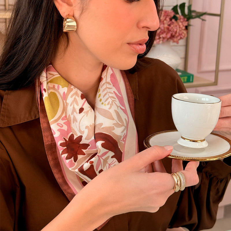 Lenço de Seda Charlotte Paisley Marrom