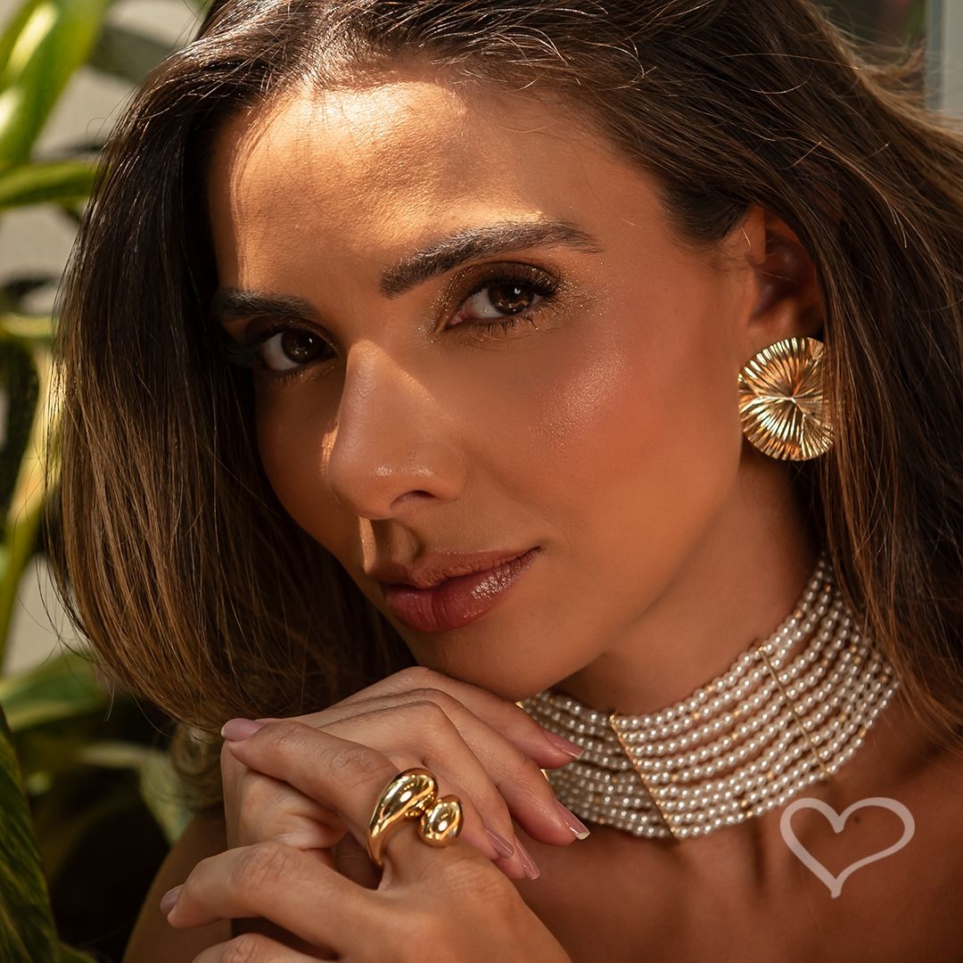 Ingrid Giovinazzo - Brinco Karol e Choker Louise - Piuka