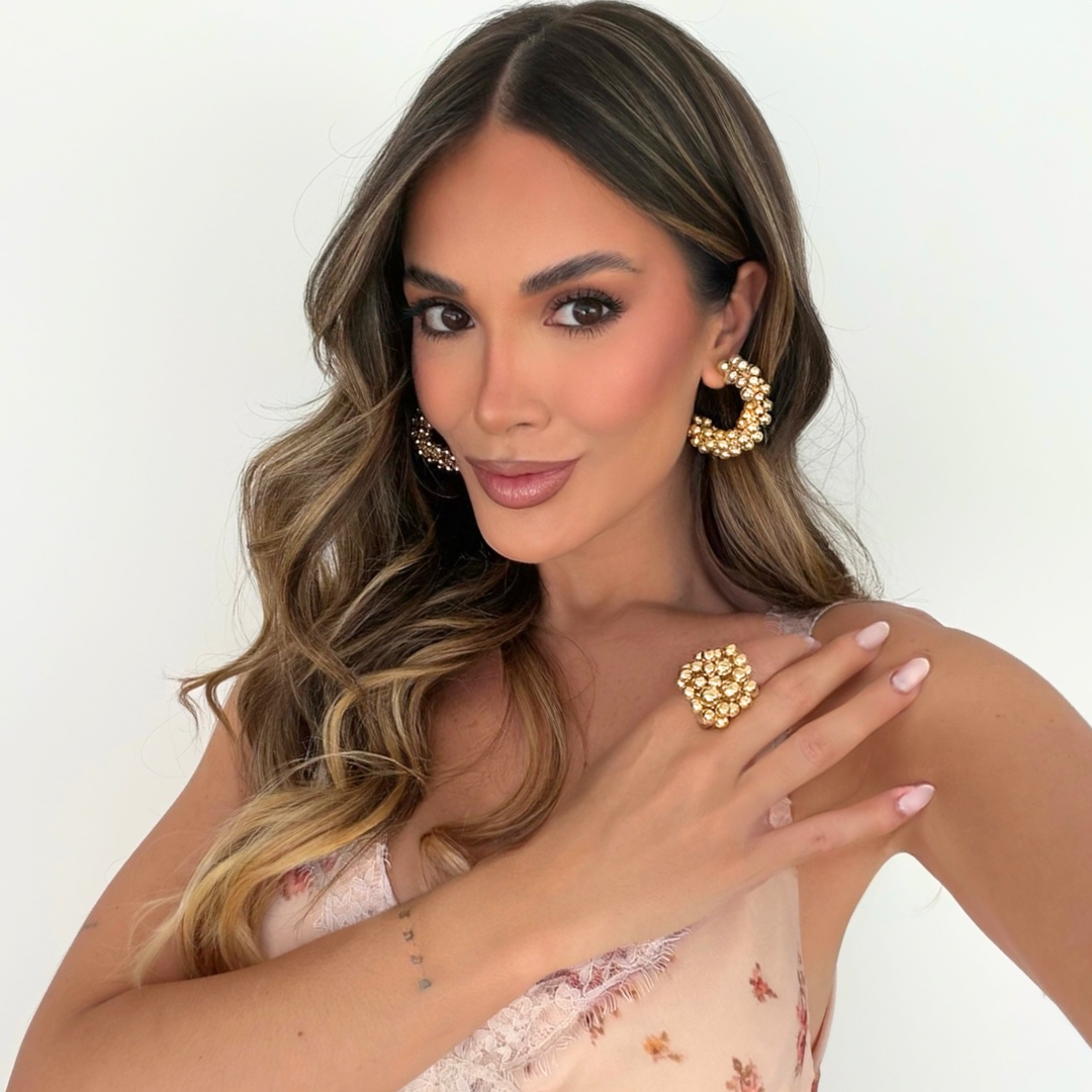 Thais Aguiar - Mix Esferas