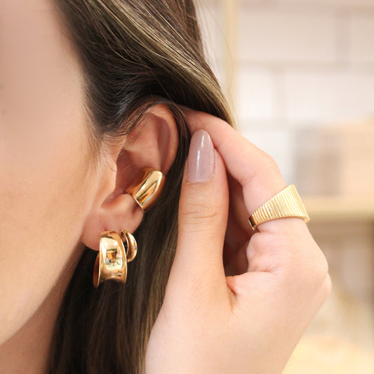 Brinco Argola Vintage P Hellen Folheada a Ouro 18k