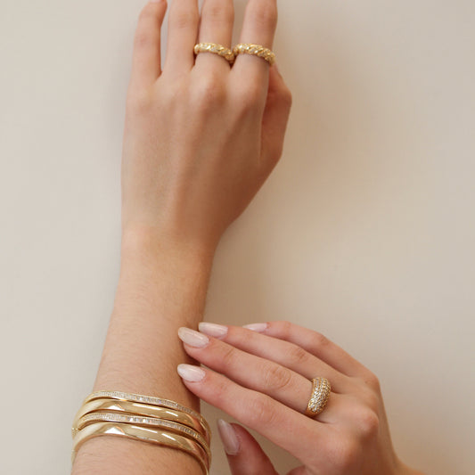 Bracelete Iara Orgânico Zircônias Folheado a Ouro 18k