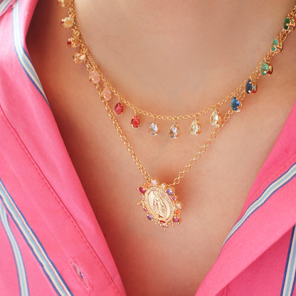 Colar Nossa Senhora das Graças Medalha Milagrosa Zircônias Coloridas Folheado a Ouro 18k