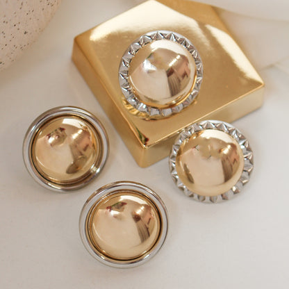 Brinco Botão Analu Folheado a Ouro Folheado em Ródio Branco