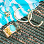 Bracelete Sabrina Largo Matelado Oval Howlita Turquesa Folheado a Ouro 18k - Piuka
