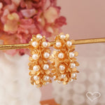 Brinco de Argola Flor Lirís Dourado - Piuka