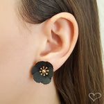 Brinco de Flor Petúnia Preto - Piuka