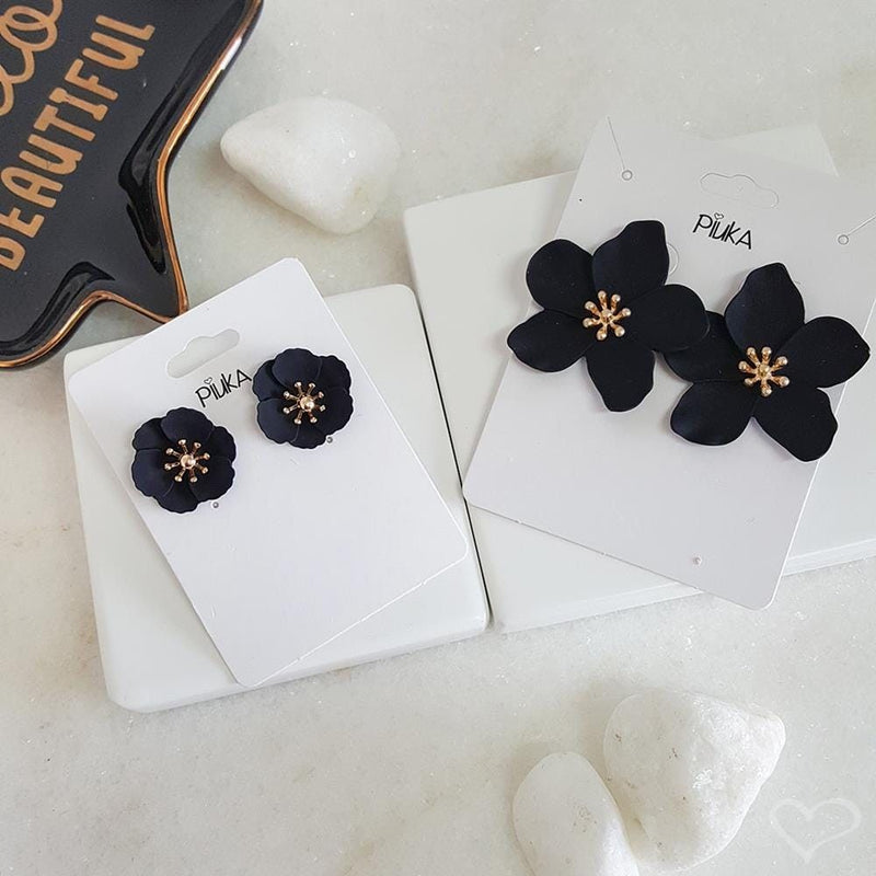 Brinco de Flor Petúnia Preto - Piuka