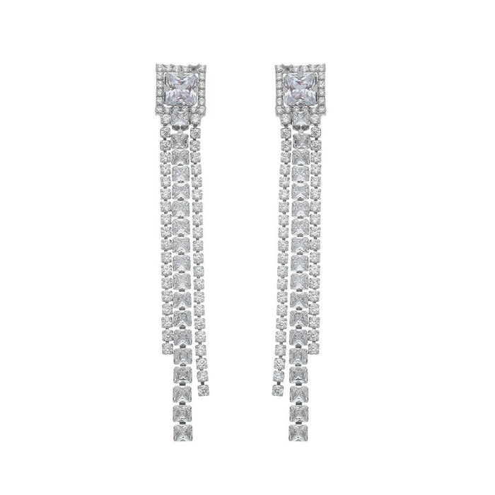 Brinco de Franjas Whitney Zircônias Folheado em Ródio Branco