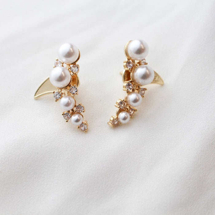 Brinco Ear Cuff Bárbara Pérolas e Zircônias Folheado a Ouro 18k