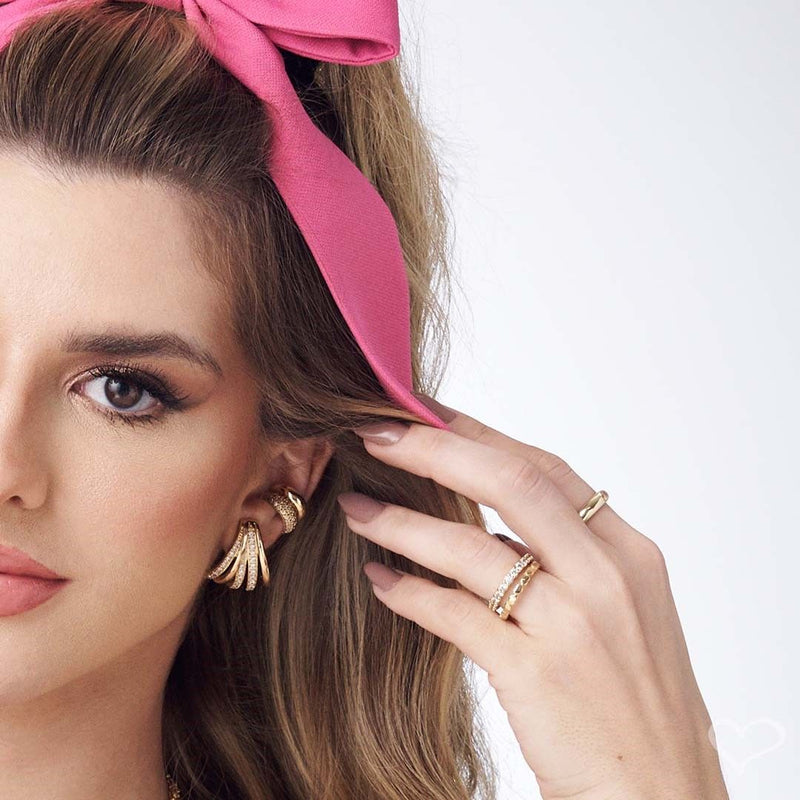 Brinco Ear Hook Serena Zircônias Folheado a Ouro 18k - Piuka