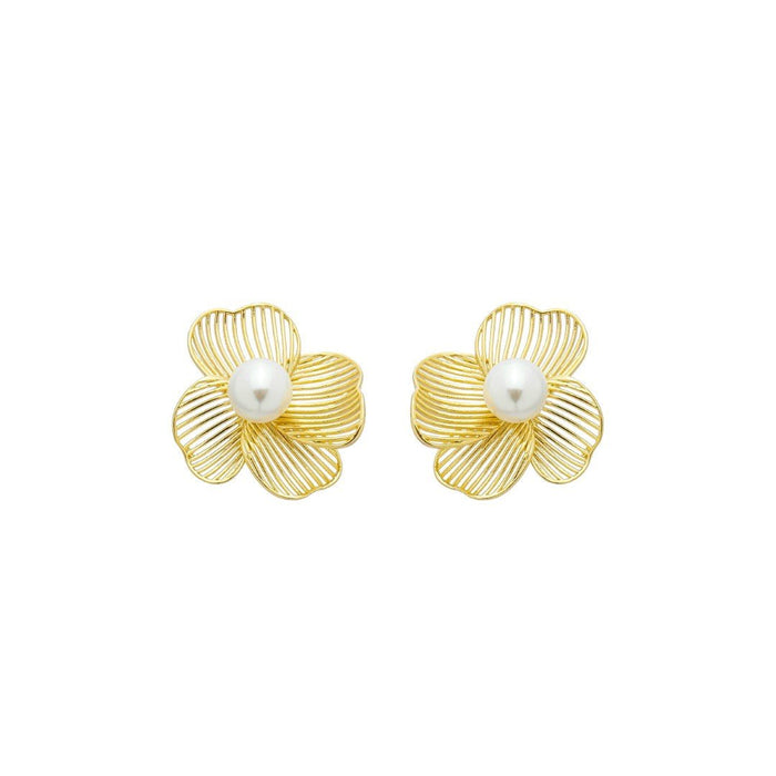 Brinco Flor Camille Pérola Folheado a Ouro 18k
