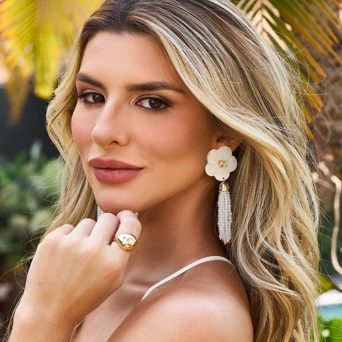 Brinco Jaque Flor Madrepérola Zircônia Cristais Opaline Folheado a Ouro 18k