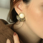 Brinco Leque Mia Off White Folheado a Ouro 18k - Piuka