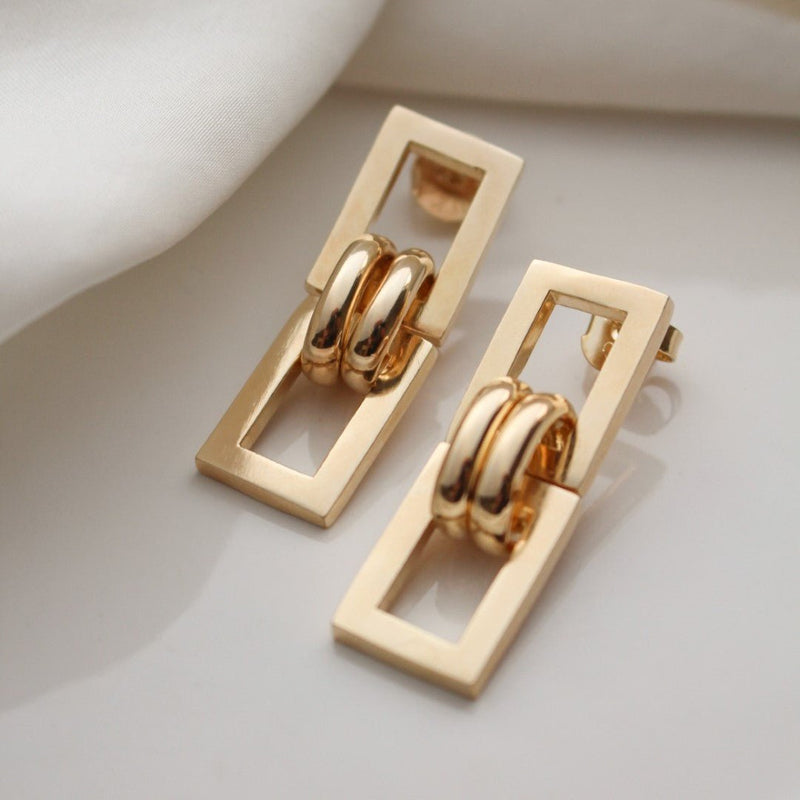 Brinco Luísa Retangular Elos Folheado a Ouro 18k - Piuka
