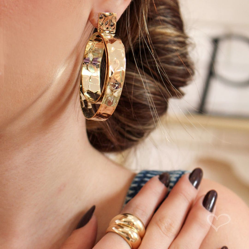 Brinco Nick Argola Dupla Texturizada Folheado a Ouro 18k - Piuka