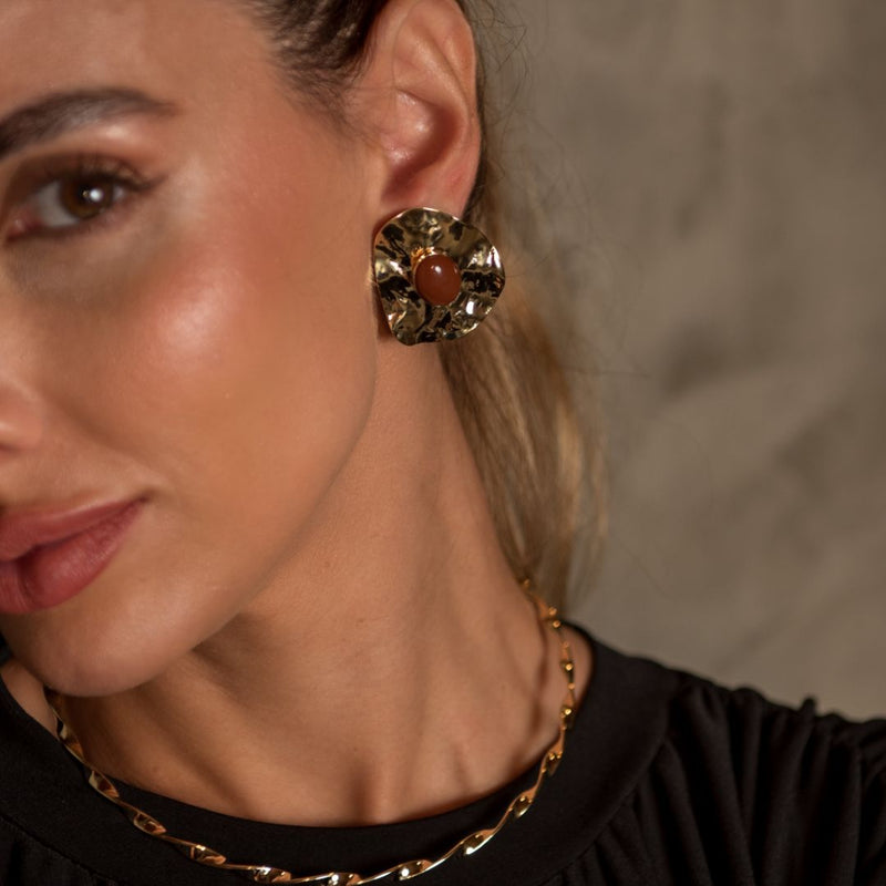 Brinco Orgânico Emma Marrom Folheado a Ouro 18k - Piuka