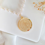 Choker Medalha São Bento Pérolas Folheado a Ouro 18k - Piuka