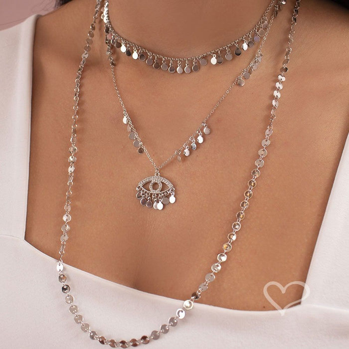 Choker Mini Medalhas Laika Folheada em Ródio Branco