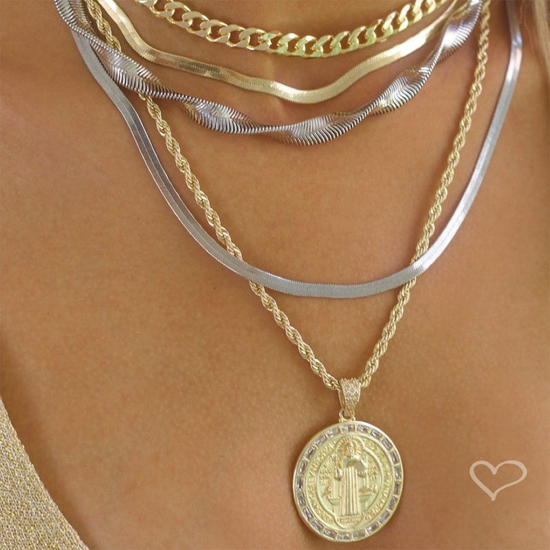 Choker Piuka Fernanda Malha Grossa Metal Folheada em Ródio Branco - Piuka
