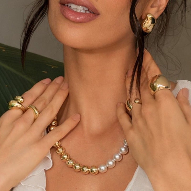 Colar de Pérolas e Metal Ana Folheado a Ouro 18k - Piuka