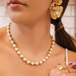 Colar de Pérolas Leonor Tubos Metal Folheado a Ouro 18k - Piuka