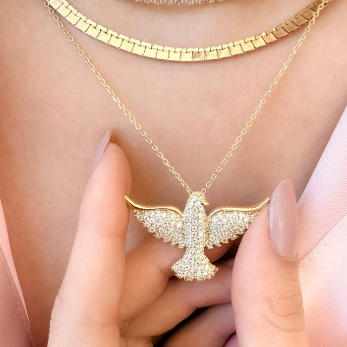Colar Divino Espírito Santo Zircônias Folhado a Ouro 18k