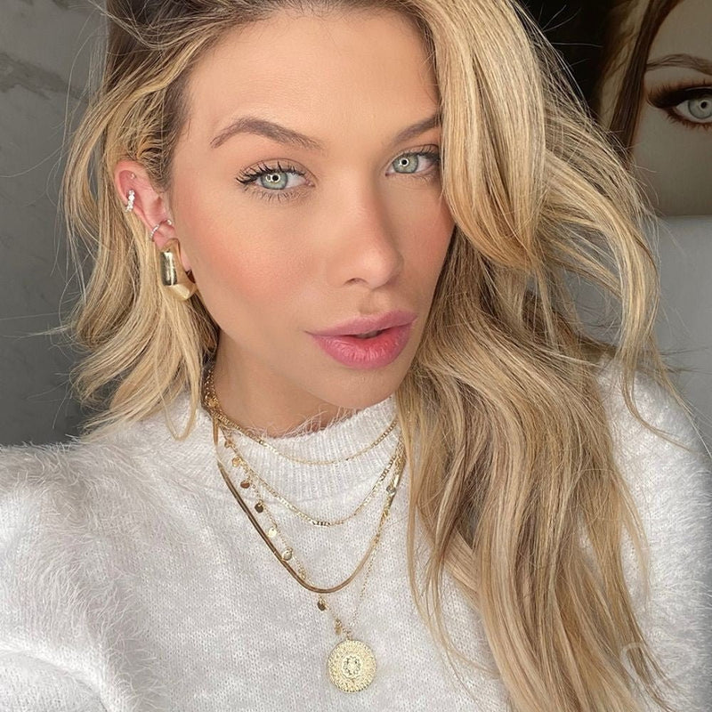 Colar Feminino Medalha Flor de Lótus Cresça Evolua Floresça Folheado a Ouro 18k - Piuka