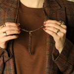 Colar Longo Kelly Cristais Marromtassel Folheado a Ouro 18k - Piuka