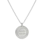 Colar Longo Medalha Vintage com Calma e com Alma Folheado em Ródio Branco - Piuka