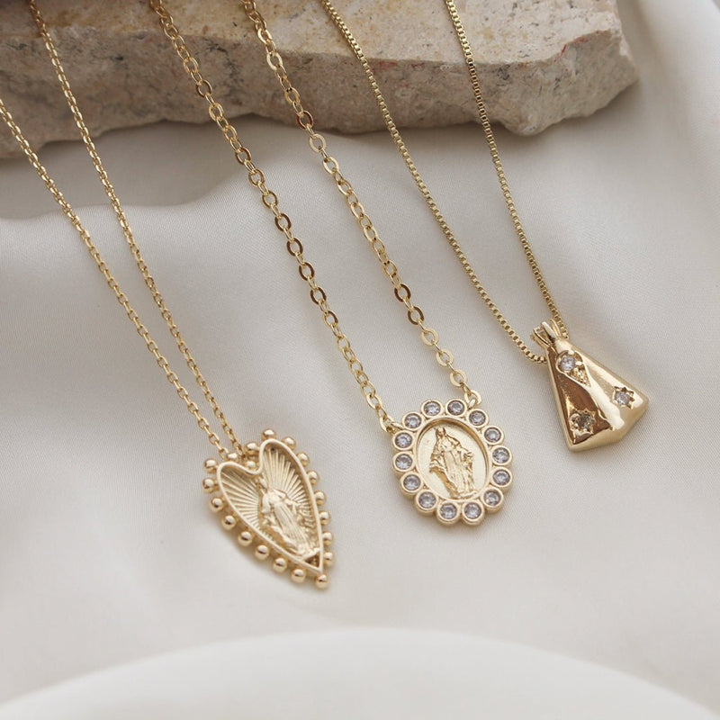 Colar Medalha Coração Nossa Senhora das Graças Folheado a Ouro 18k - Piuka