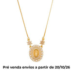 Colar Piuka Medalha Oval Pequena Nossa Senhora das Graças Zircônias Folheado a Ouro 18k - Piuka