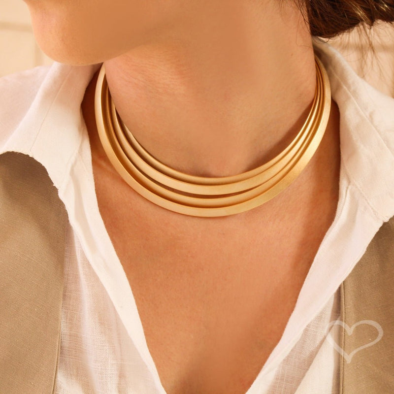 Gargantilha Agnes Metal Acetinado Folheada a Ouro 18k - Piuka