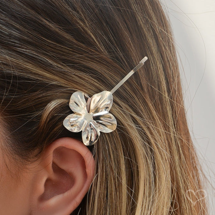 Grampo Vintage Flor Prata