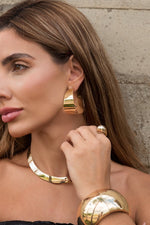 Ingrid Giovinazzo - Brinco Argola Renata & Bracelete Bold Largo Cleo - Piuka