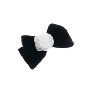 Laço de Cabelo Duplo Leticia Veludo Alemão Preto com Flor Removivel em Voal Off White - Piuka