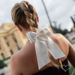 Laço de Cabelo Gabi com Flor Removivel Crepe Amanda Branco - Piuka