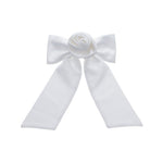 Laço de Cabelo Gabi com Flor Removivel Crepe Amanda Branco - Piuka