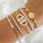 Pulseira Folheada a Ouro 18k Ajustável Pequena Zircônias Baguete Cristal Taylor - Piuka